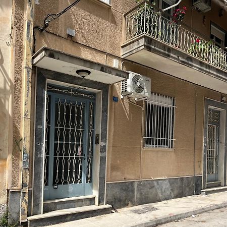 Апартаменти Ζεστή Φωλίτσα Στο Κέντρο. Афіни Екстер'єр фото